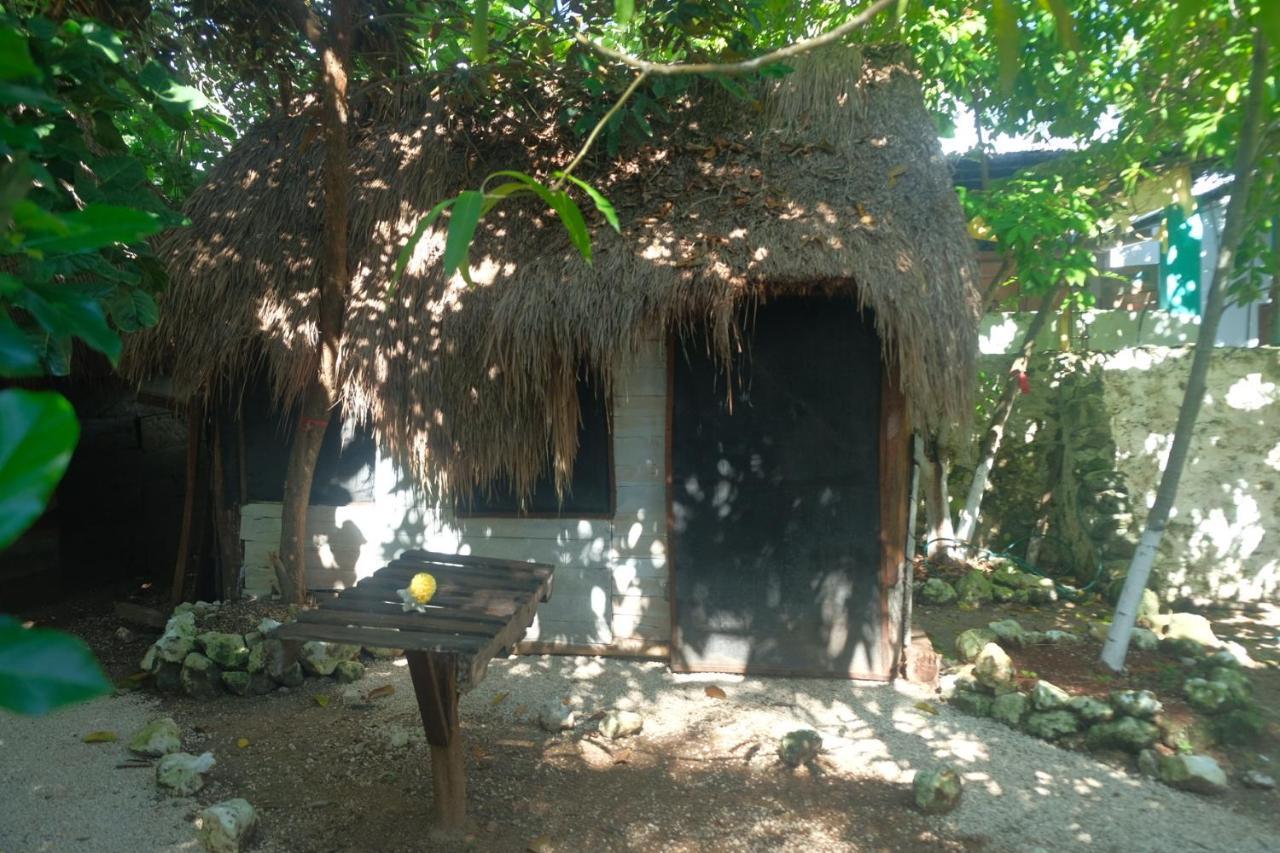 Near Lake Hostal Bacalar Exteriér fotografie